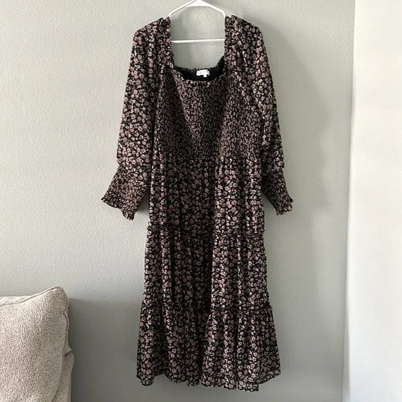 Ivy City Co Black and White Tiered Midi Dress with Bishop Sleeves - Picture 2 of 5